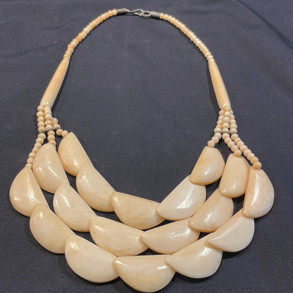Unusual Vintage Multi Strand Bone Ivory Colored Large Bead Necklace 1970